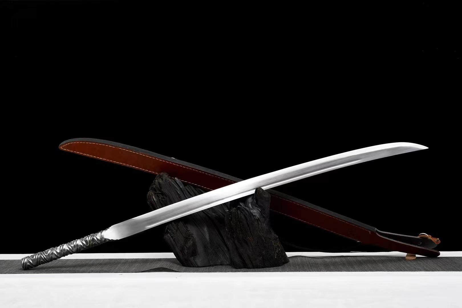 O1CN01HwDVI32LDsVLdOEzJ_1867249659-0-cib