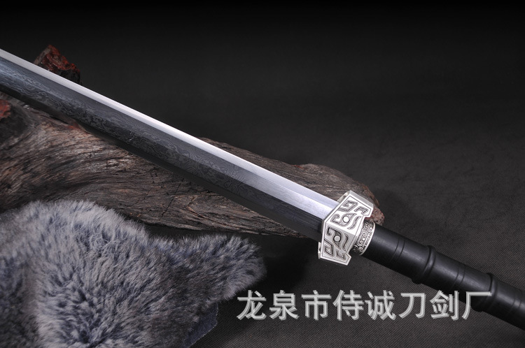 Town House Sword Medium Eight-Sided Han Sword – feature detail