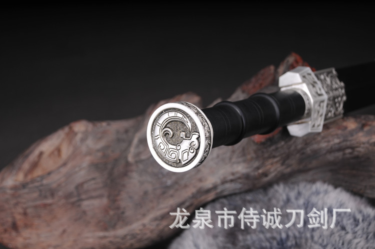 Town House Sword Medium Eight-Sided Han Sword – more detail