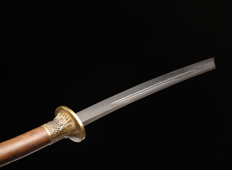 Manganese Steel Ring-Blade Embroidered Spring Knife – detail shot