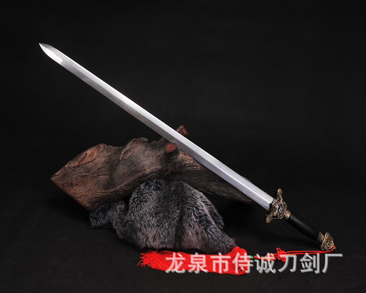 Songhe Pattern Steel Sword - traditional Craft Gift Sword – detail shot